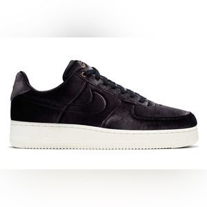 New Nike Air Force 1 black velour / black velvet